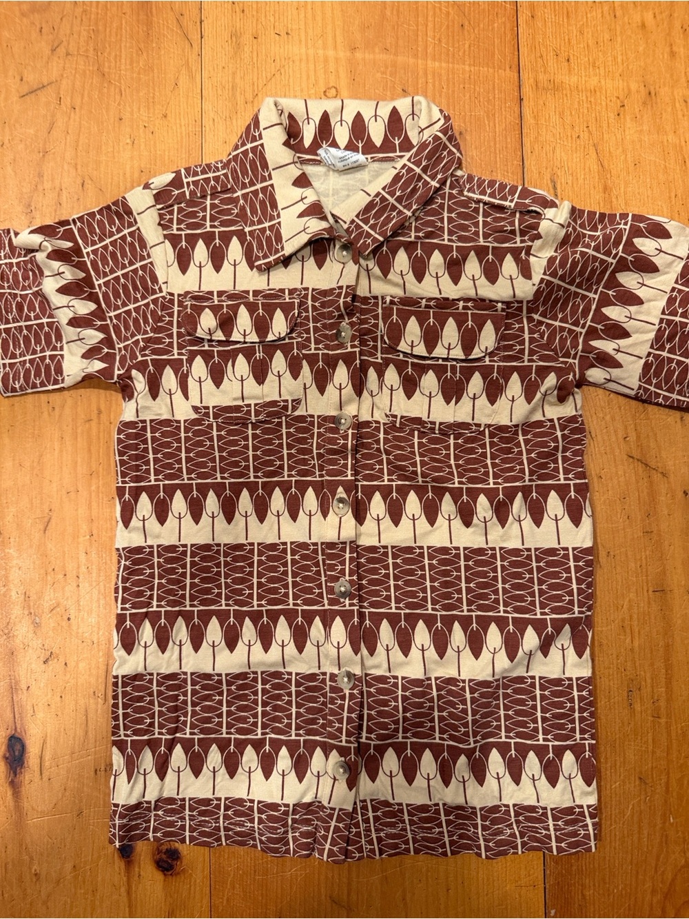 kate quinn Brown and Cream geometric Button-Down Shirt size 6